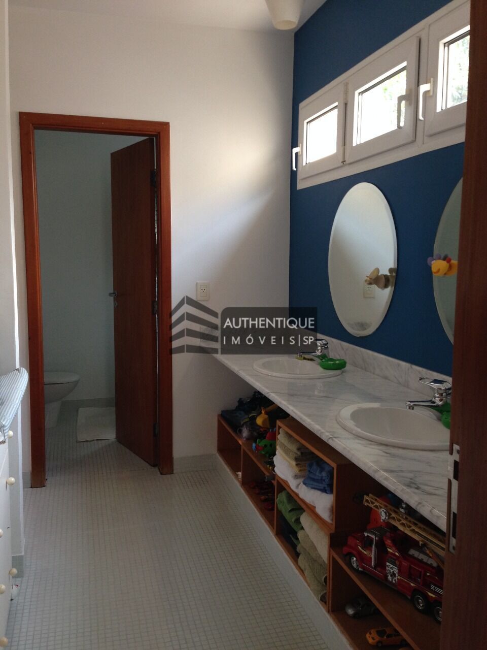 Casa à venda com 4 quartos, 350m² - Foto 16