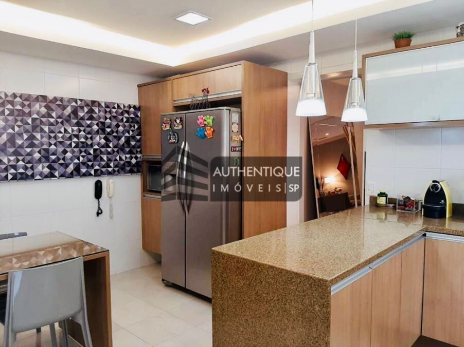 Apartamento à venda com 3 quartos, 200m² - Foto 20