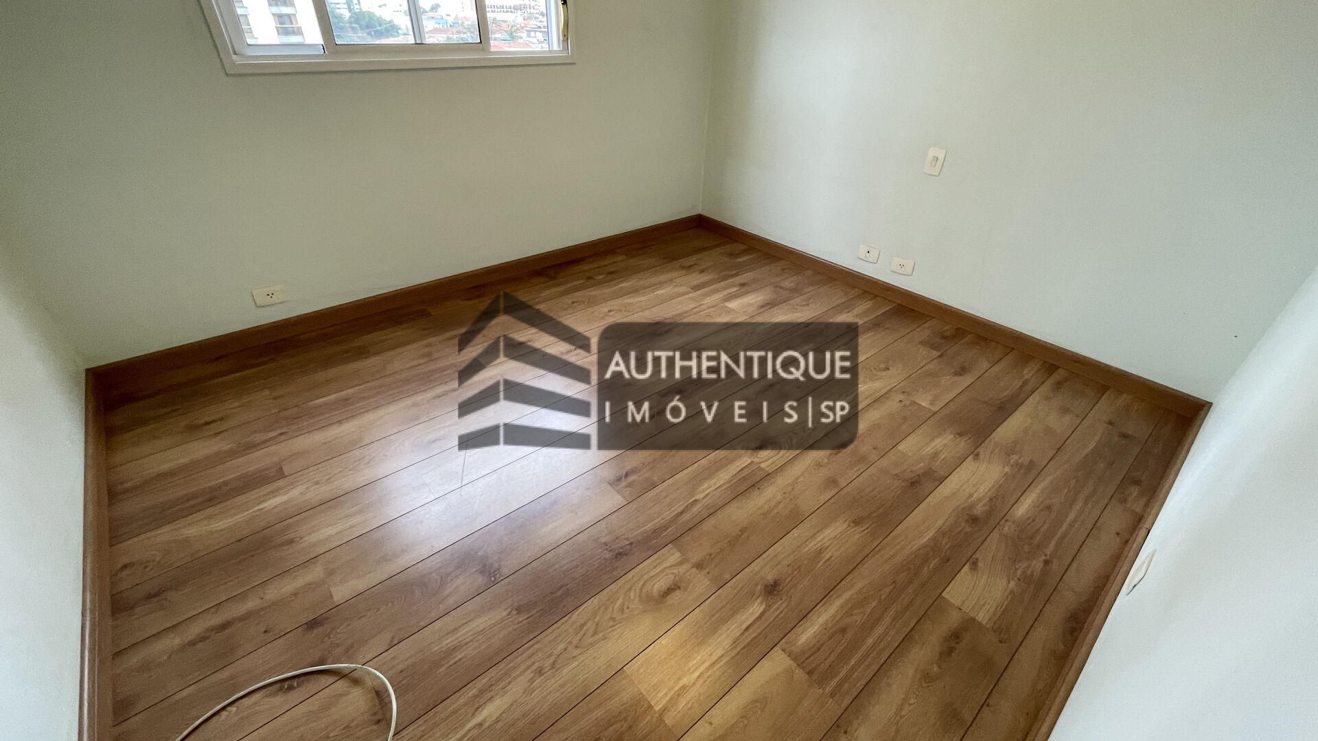 Apartamento à venda com 3 quartos, 121m² - Foto 18