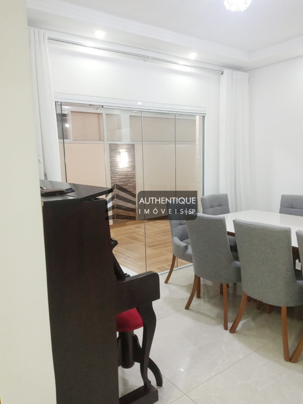 Apartamento à venda com 3 quartos, 204m² - Foto 6