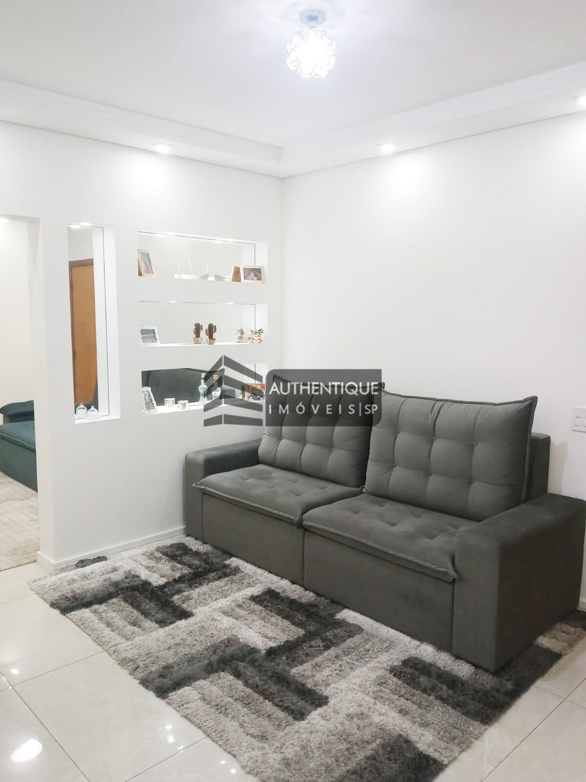 Apartamento à venda com 3 quartos, 204m² - Foto 1