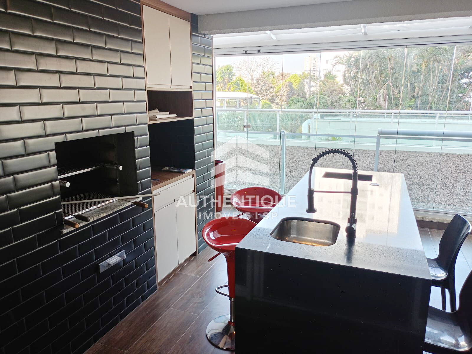 Apartamento, 3 quartos, 170 m² - Foto 2