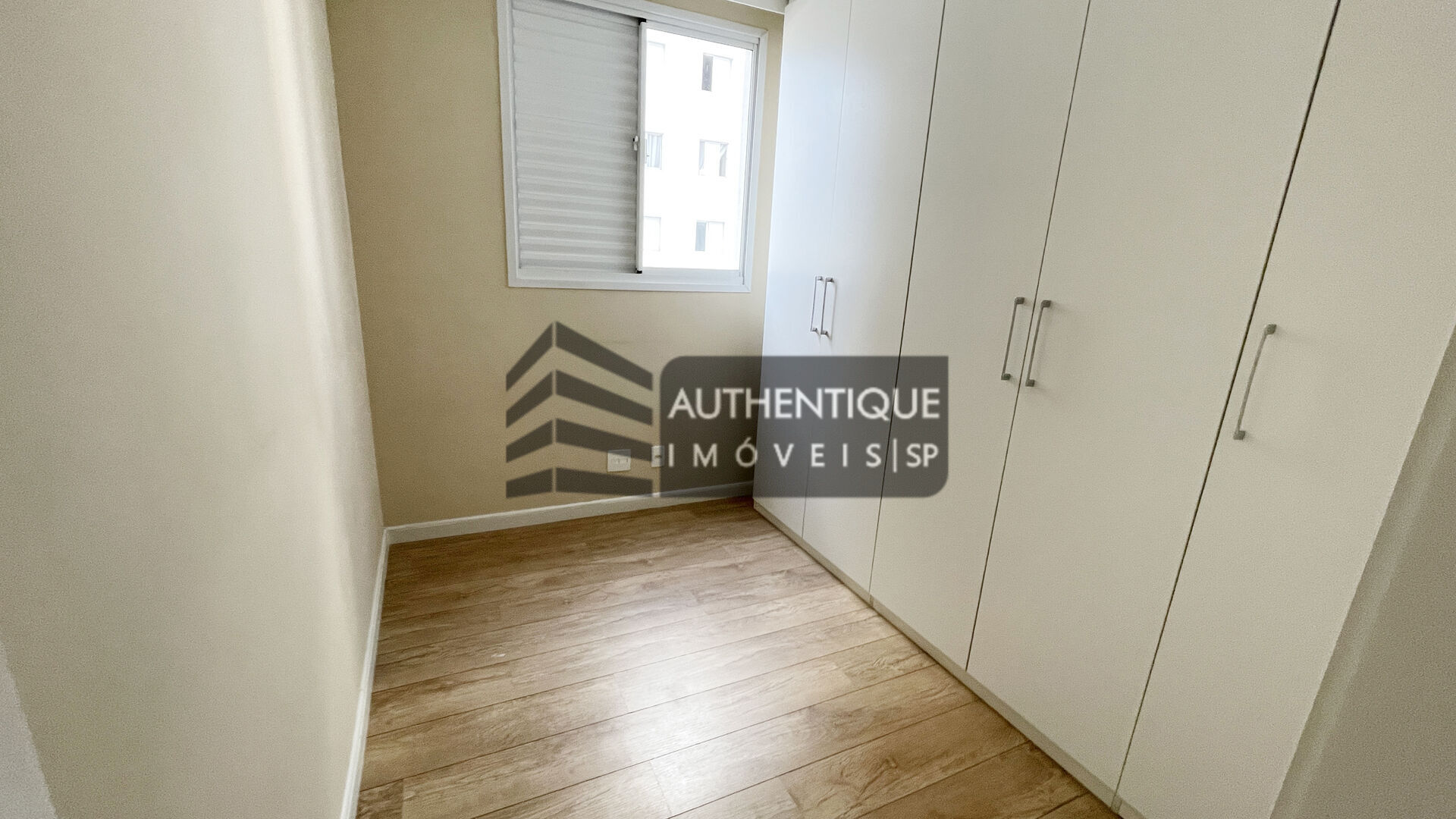 Apartamento à venda com 2 quartos, 70m² - Foto 16