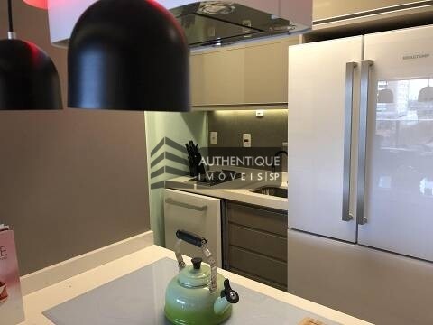 Apartamento à venda com 2 quartos, 78m² - Foto 2