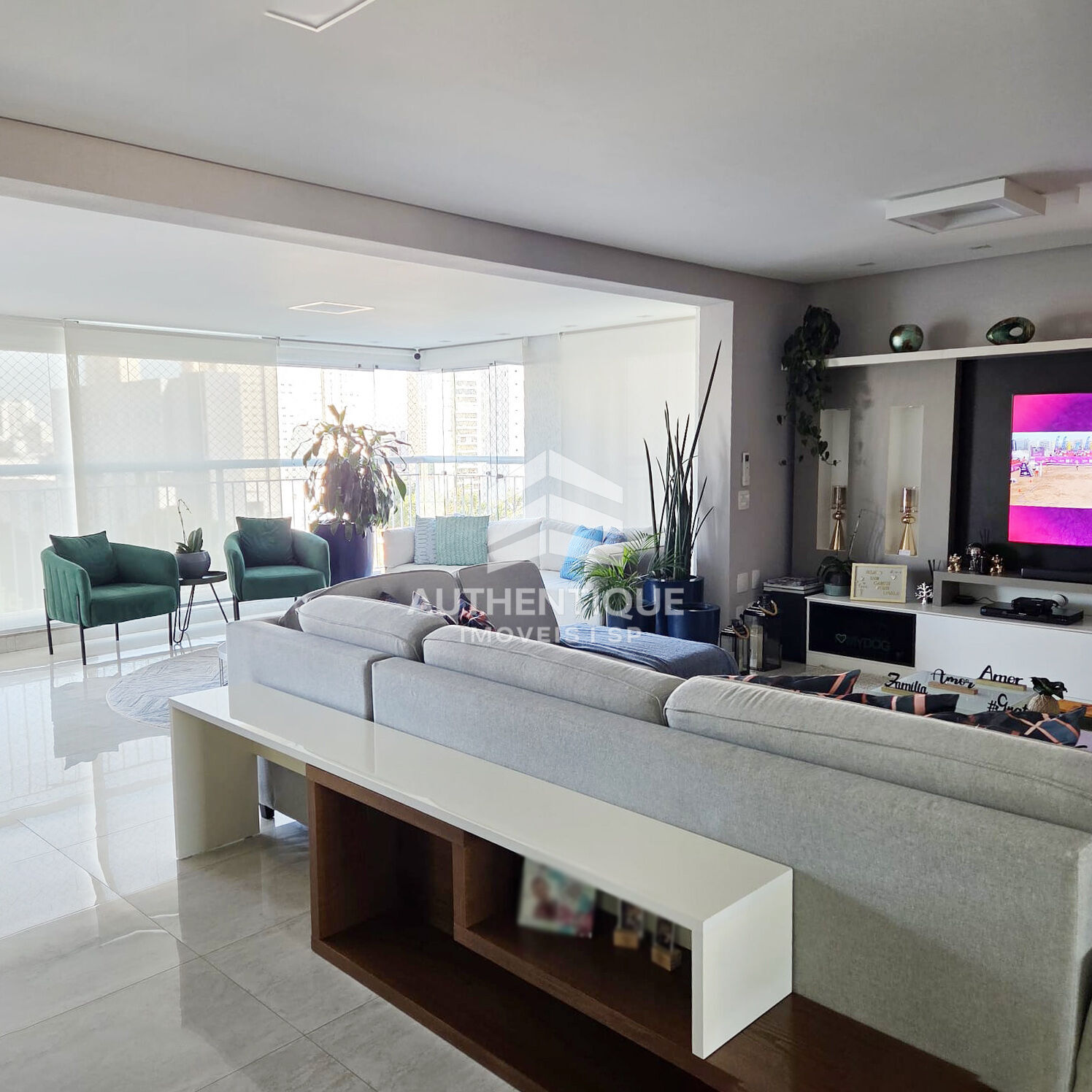 Apartamento, 3 quartos, 180 m² - Foto 1