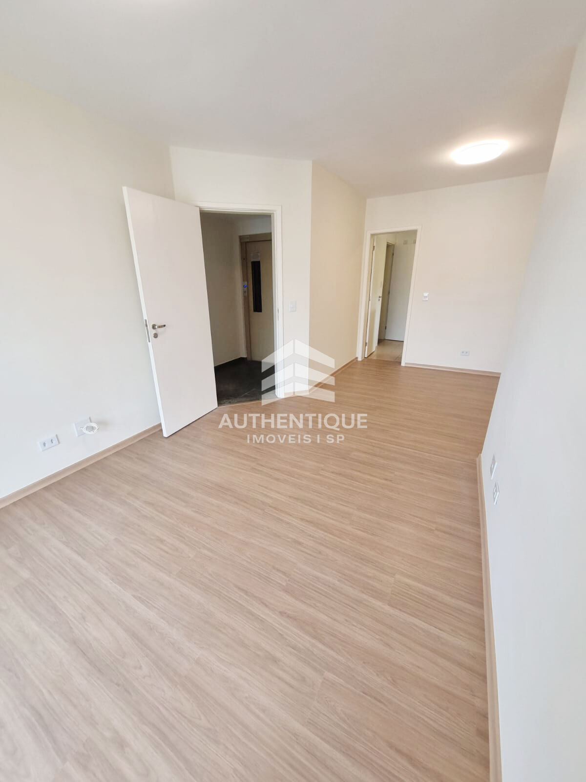 Apartamento, 3 quartos, 79 m² - Foto 2