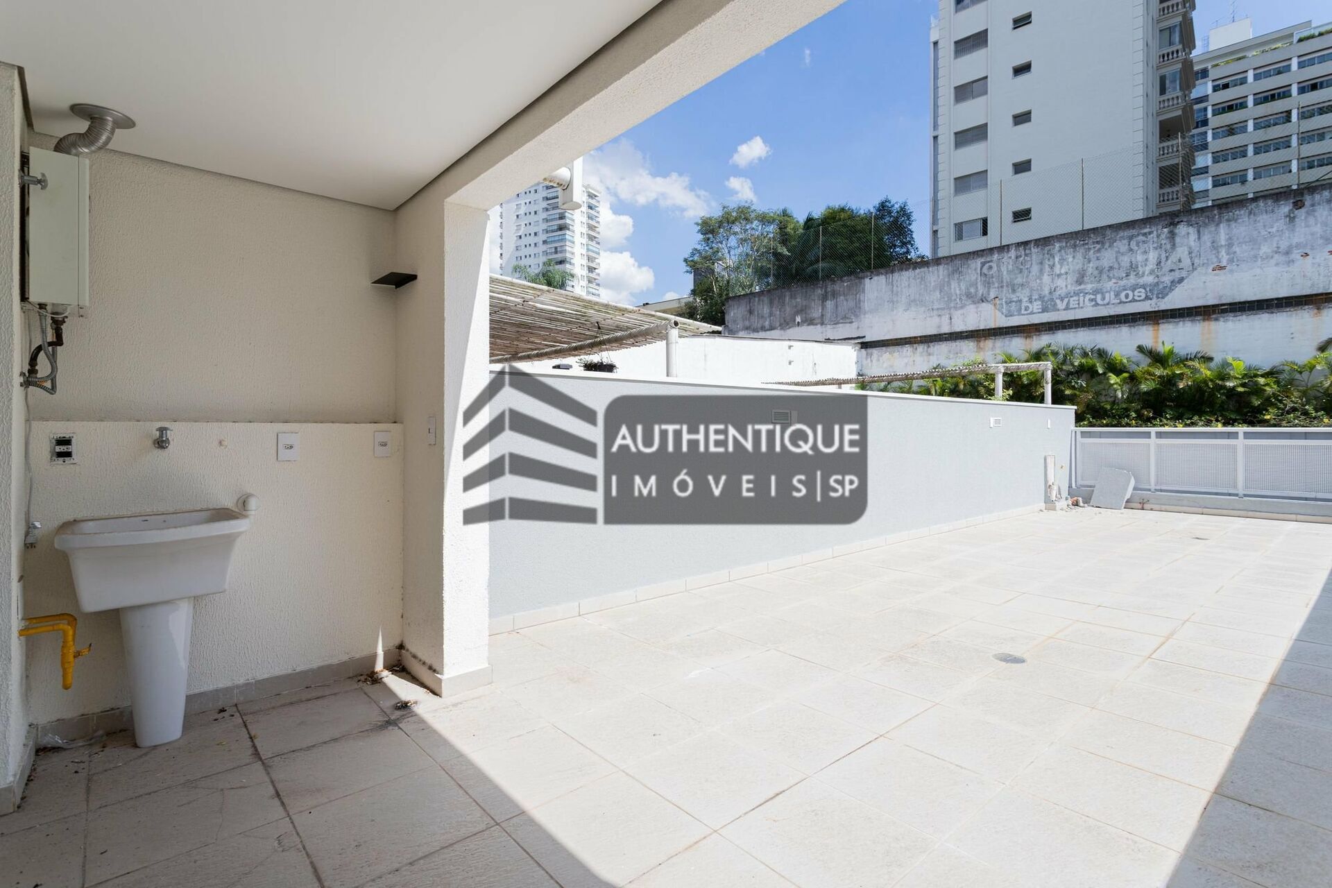 Apartamento à venda com 1 quarto, 69m² - Foto 25