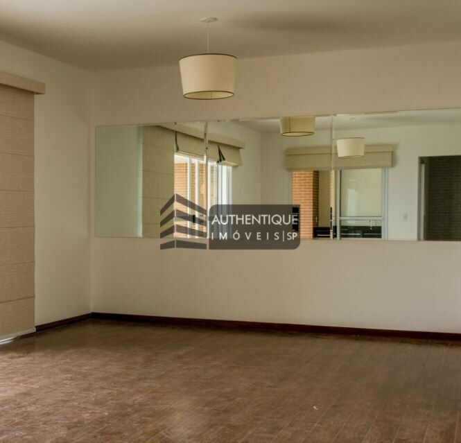 Apartamento à venda com 4 quartos, 200m² - Foto 19