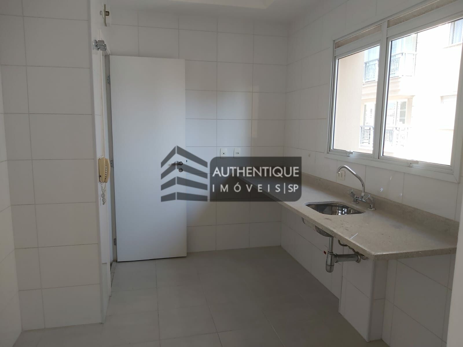 Apartamento à venda com 3 quartos, 150m² - Foto 9