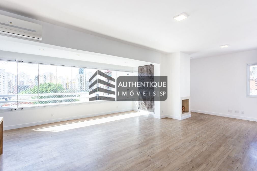 Apartamento à venda com 2 quartos, 137m² - Foto 1