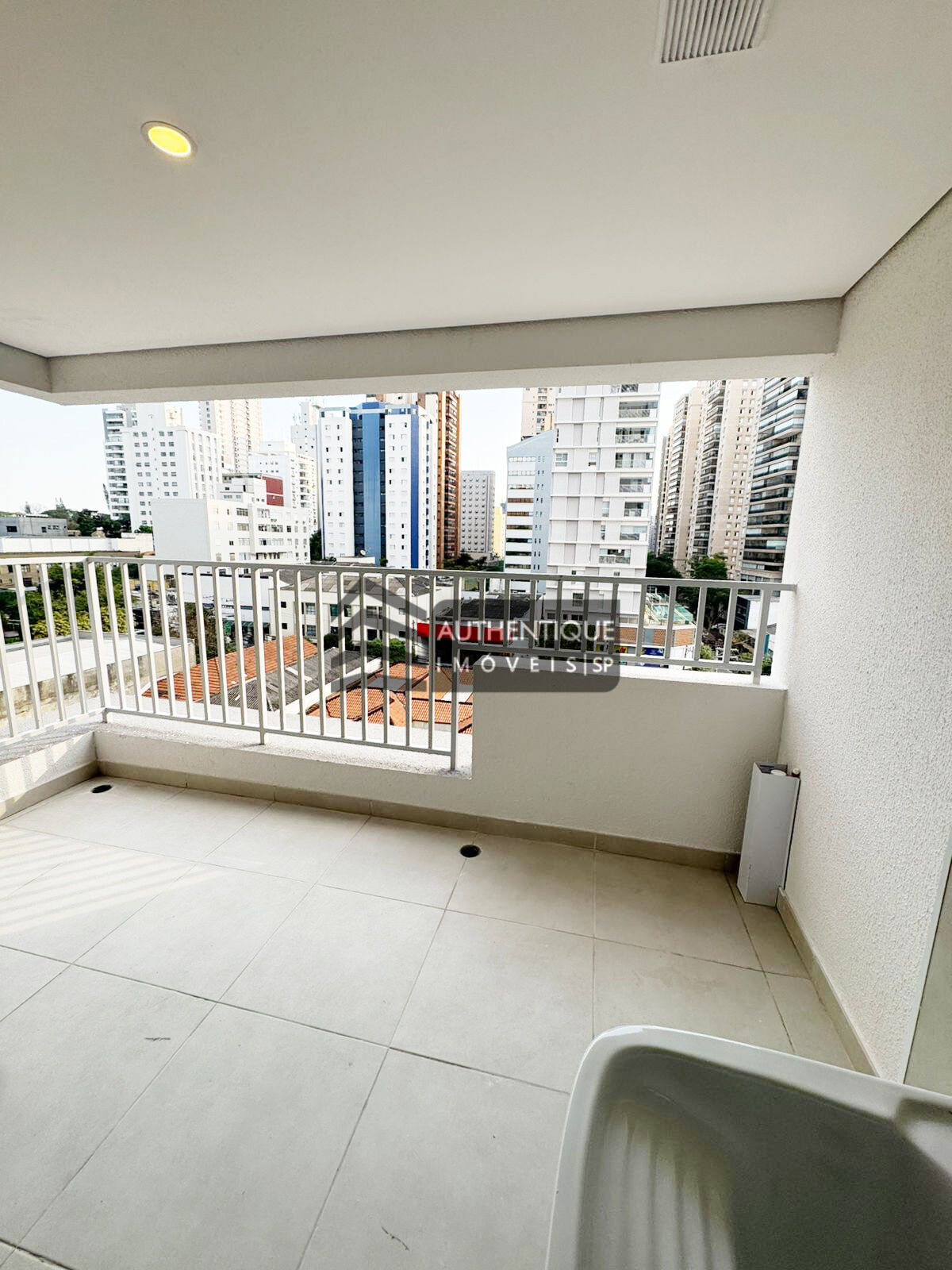 Apartamento à venda com 2 quartos, 57m² - Foto 1