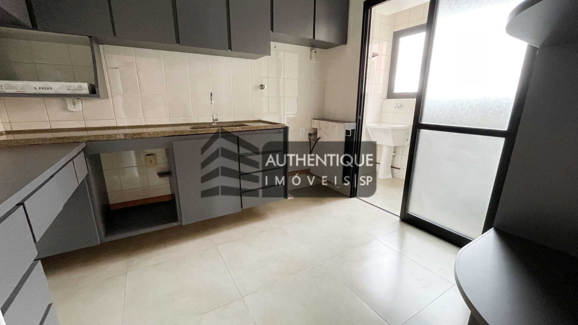 Apartamento à venda com 3 quartos, 85m² - Foto 15