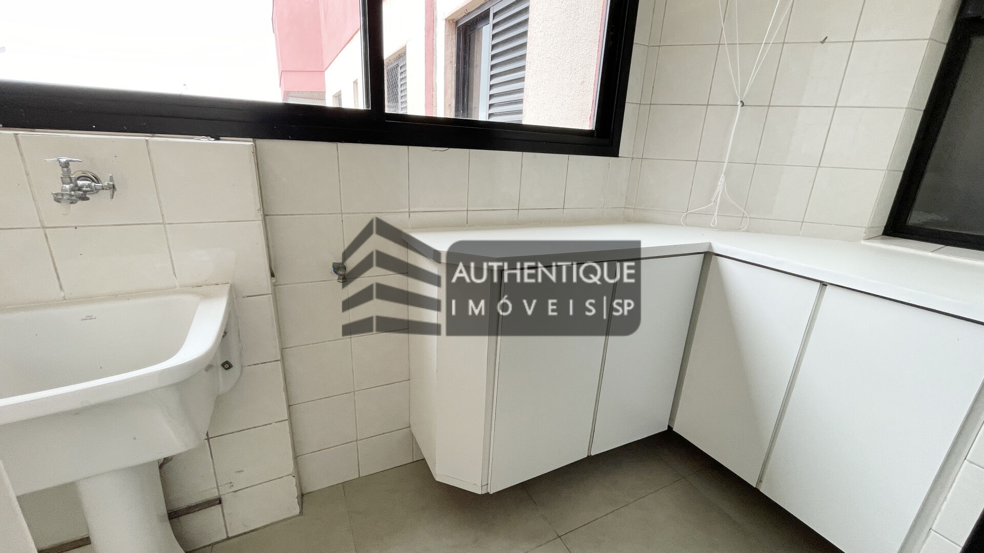 Apartamento à venda com 3 quartos, 85m² - Foto 18