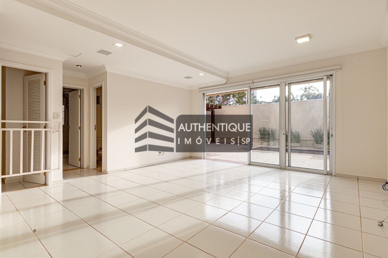 Casa de Condomínio à venda com 4 quartos, 568m² - Foto 23