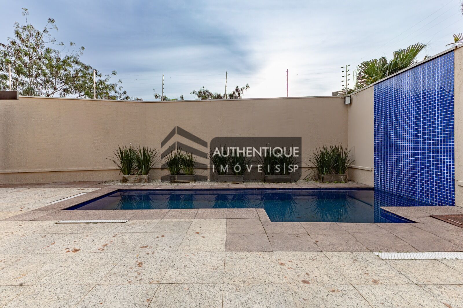 Casa de Condomínio à venda com 4 quartos, 568m² - Foto 11