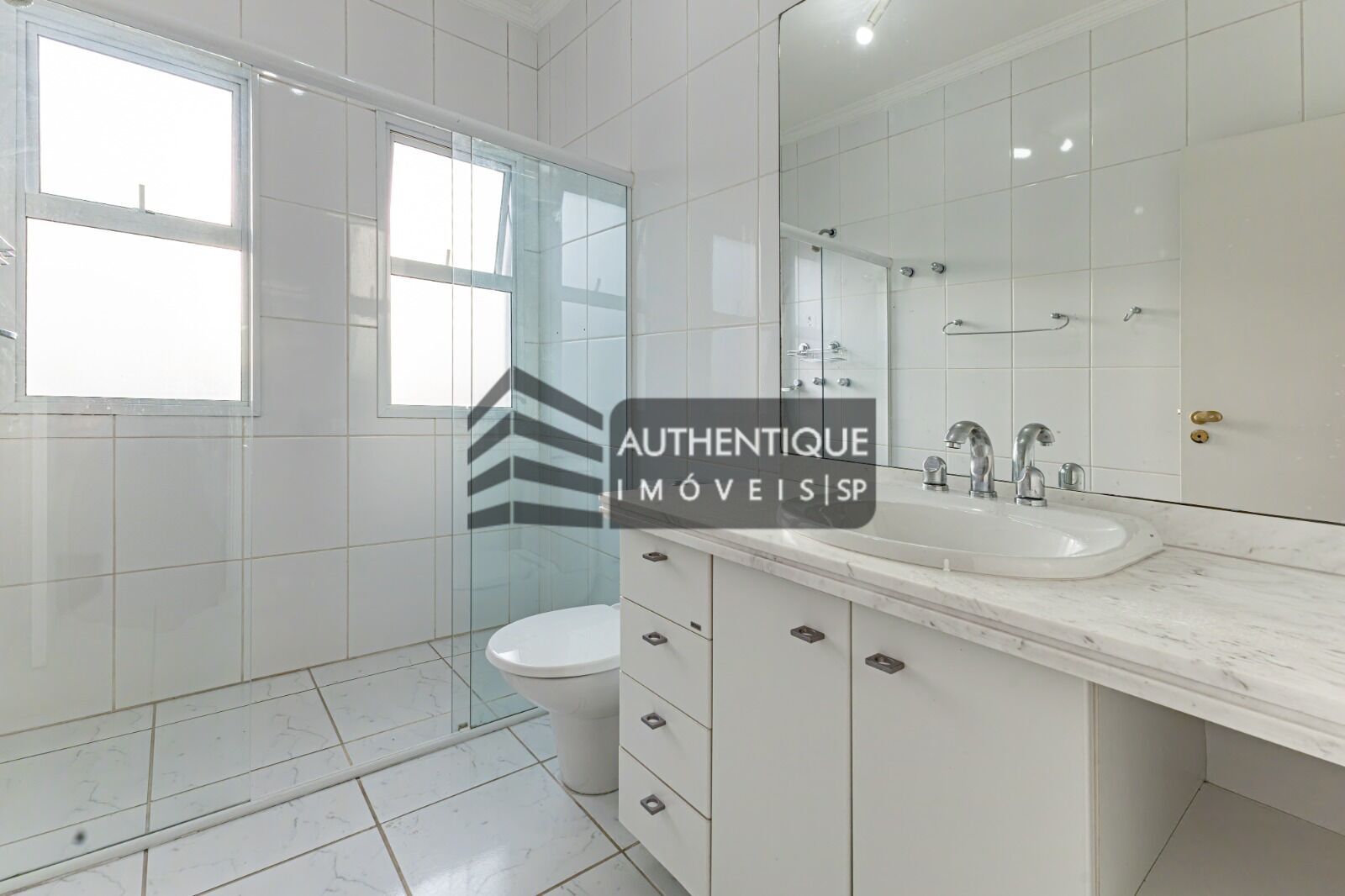 Casa de Condomínio à venda com 4 quartos, 568m² - Foto 37