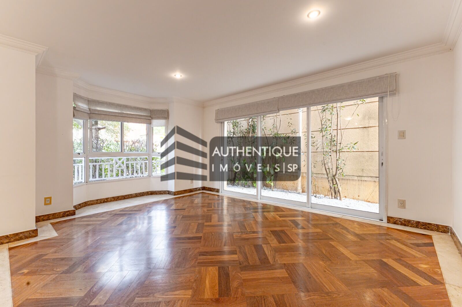 Casa de Condomínio à venda com 4 quartos, 568m² - Foto 5