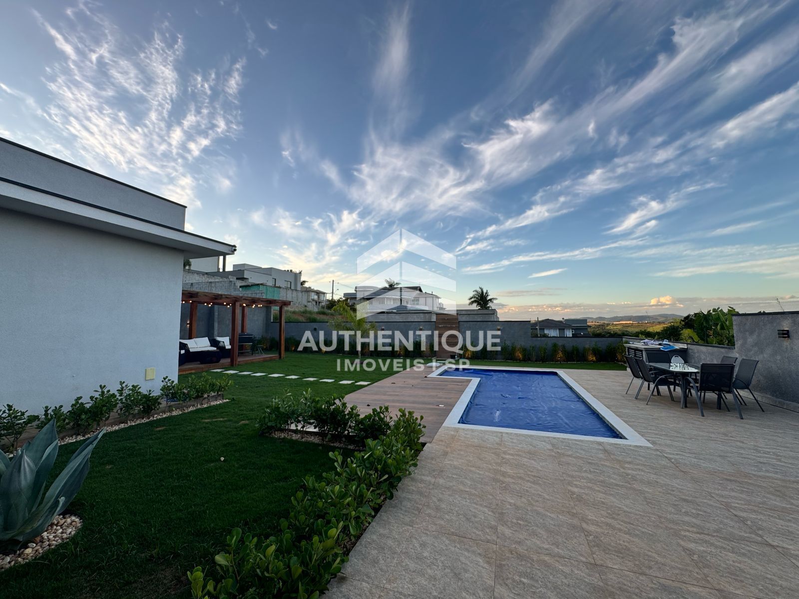 Casa, 3 quartos, 270 m² - Foto 6