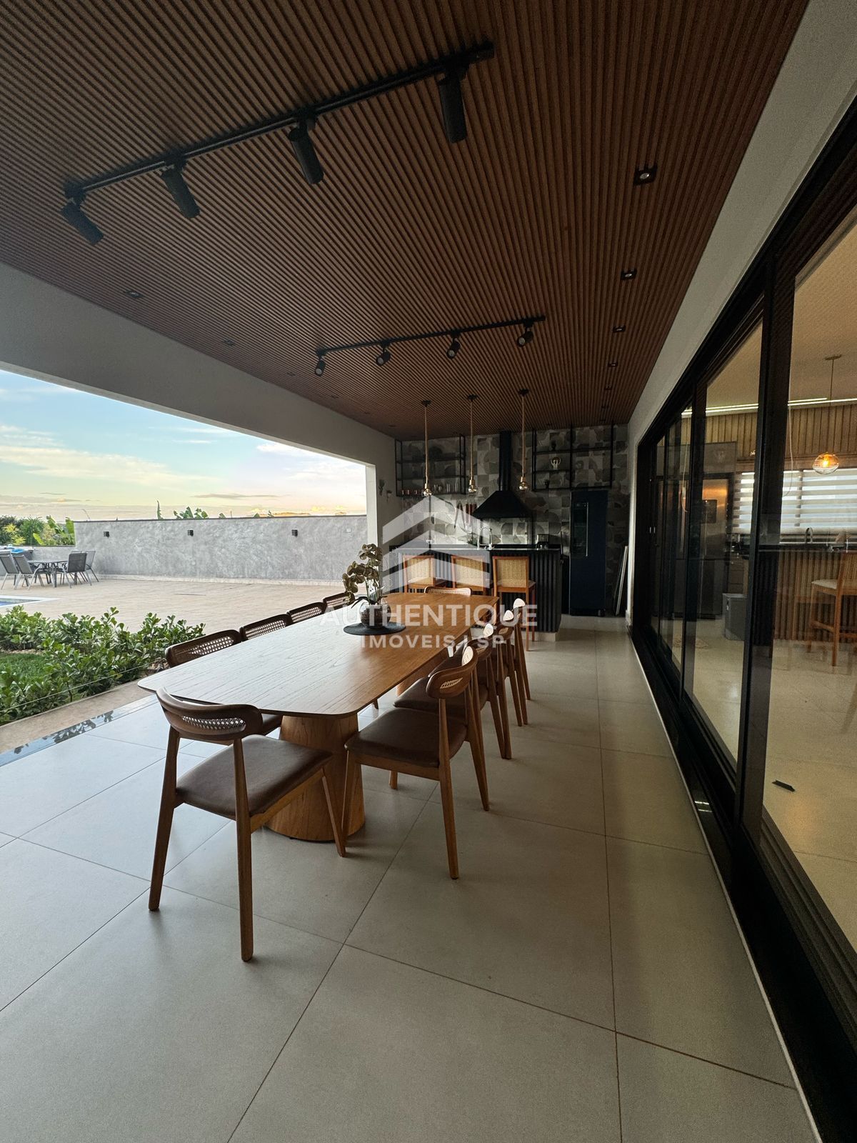 Casa, 3 quartos, 270 m² - Foto 36