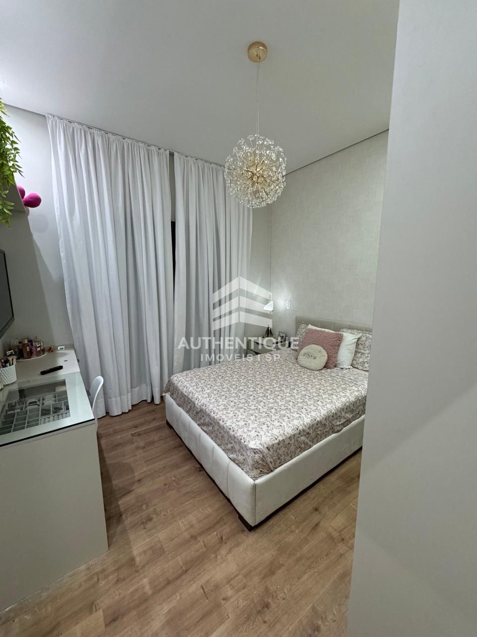 Casa, 3 quartos, 270 m² - Foto 27