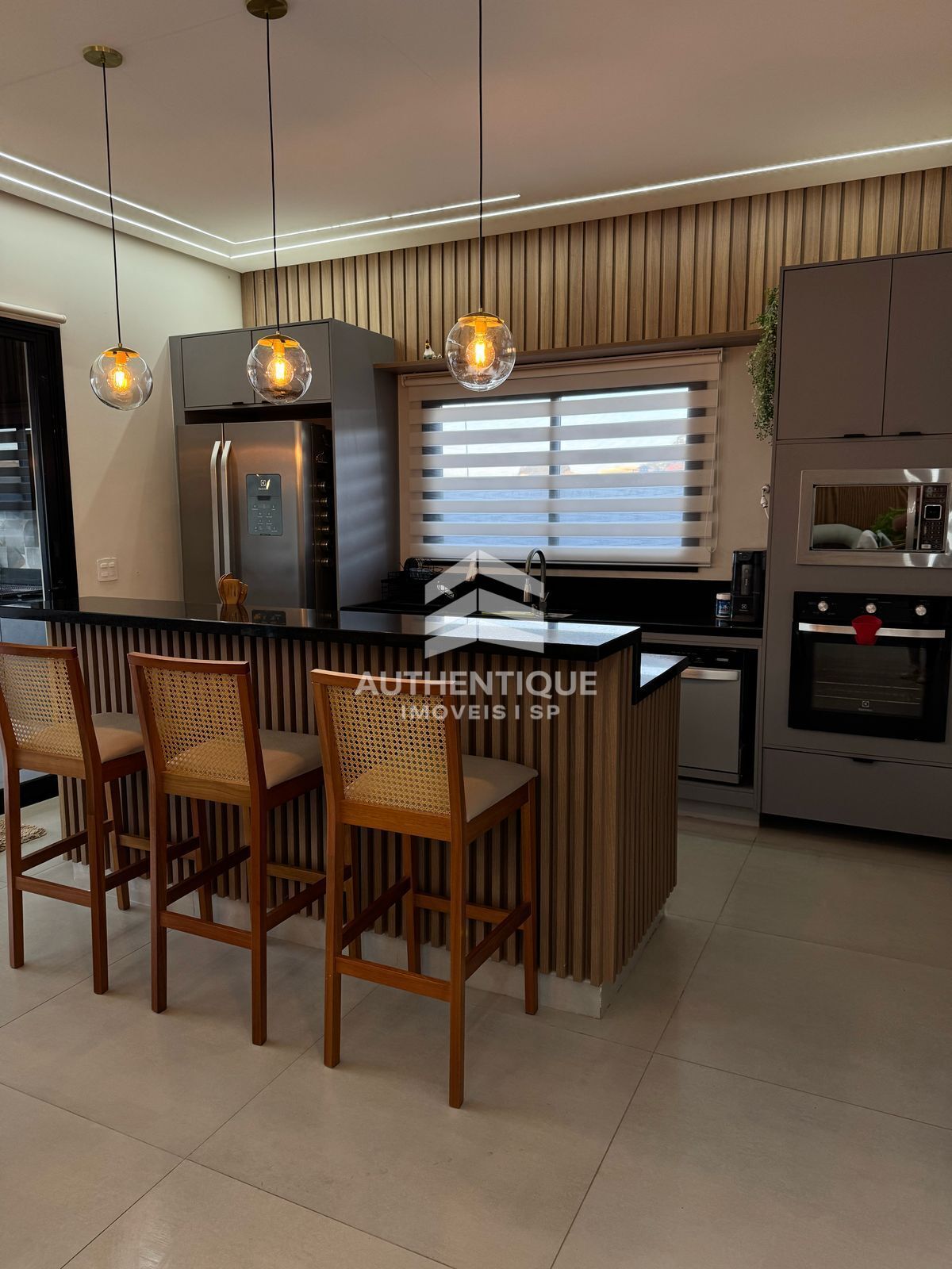Casa, 3 quartos, 270 m² - Foto 33