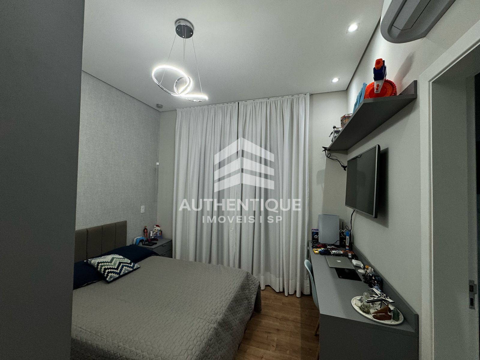 Casa, 3 quartos, 270 m² - Foto 23