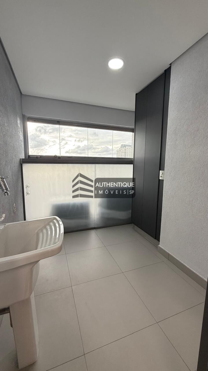 Apartamento para alugar com 3 quartos, 166m² - Foto 10