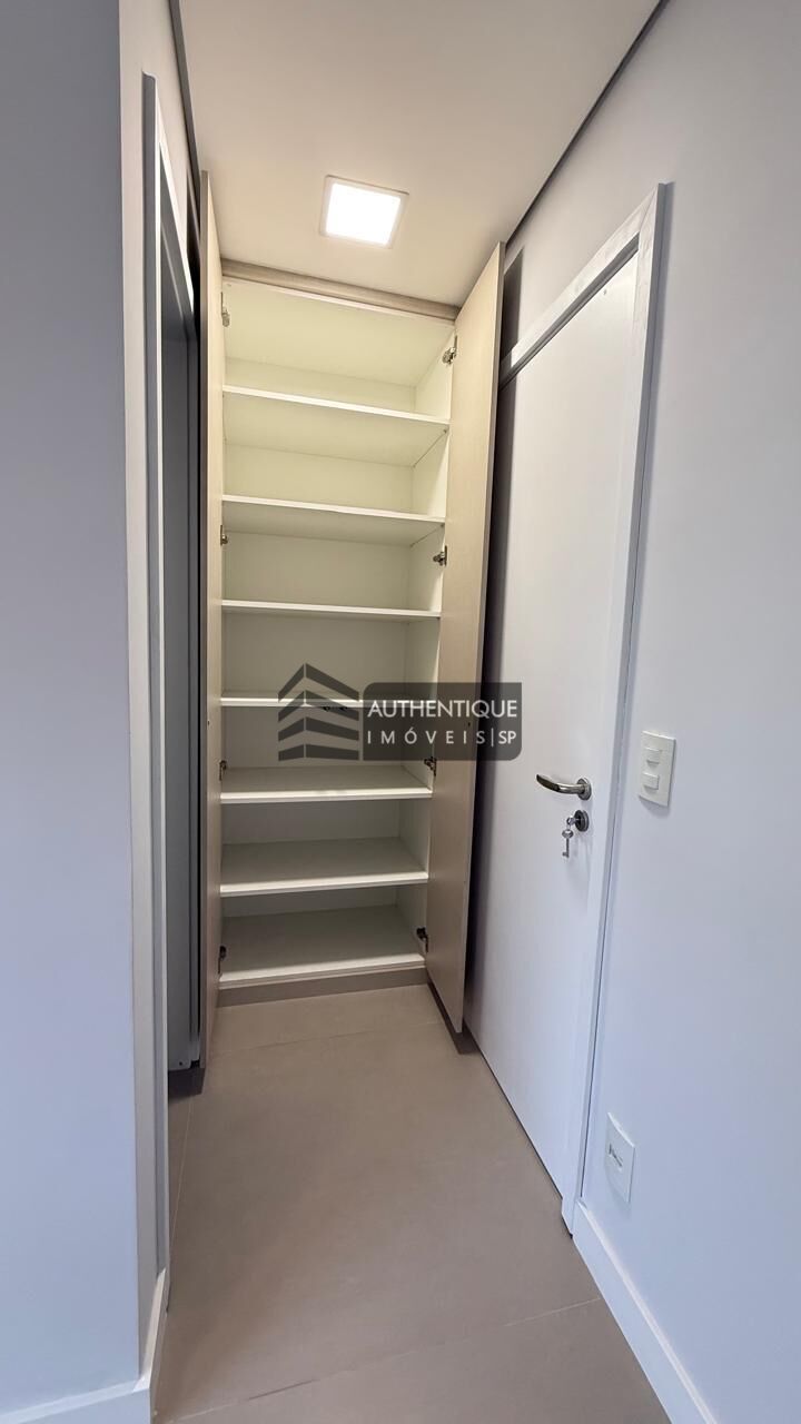 Apartamento para alugar com 3 quartos, 166m² - Foto 21