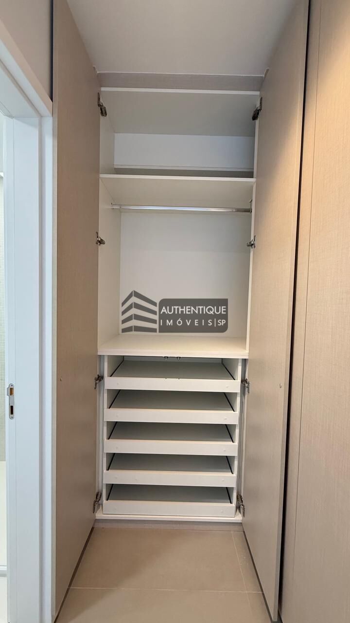 Apartamento para alugar com 3 quartos, 166m² - Foto 27