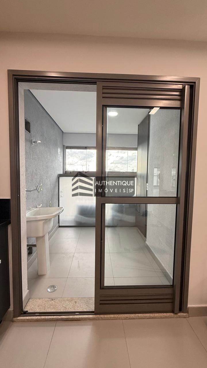 Apartamento para alugar com 3 quartos, 166m² - Foto 9