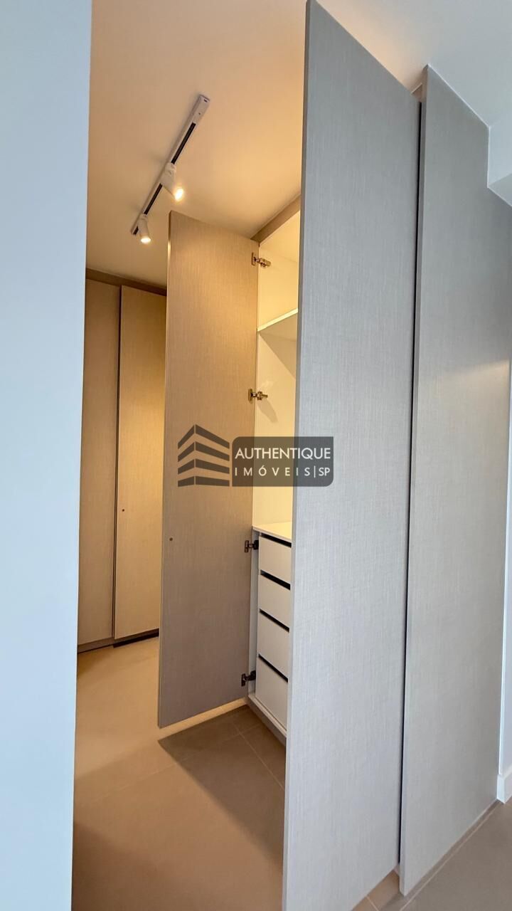 Apartamento para alugar com 3 quartos, 166m² - Foto 28