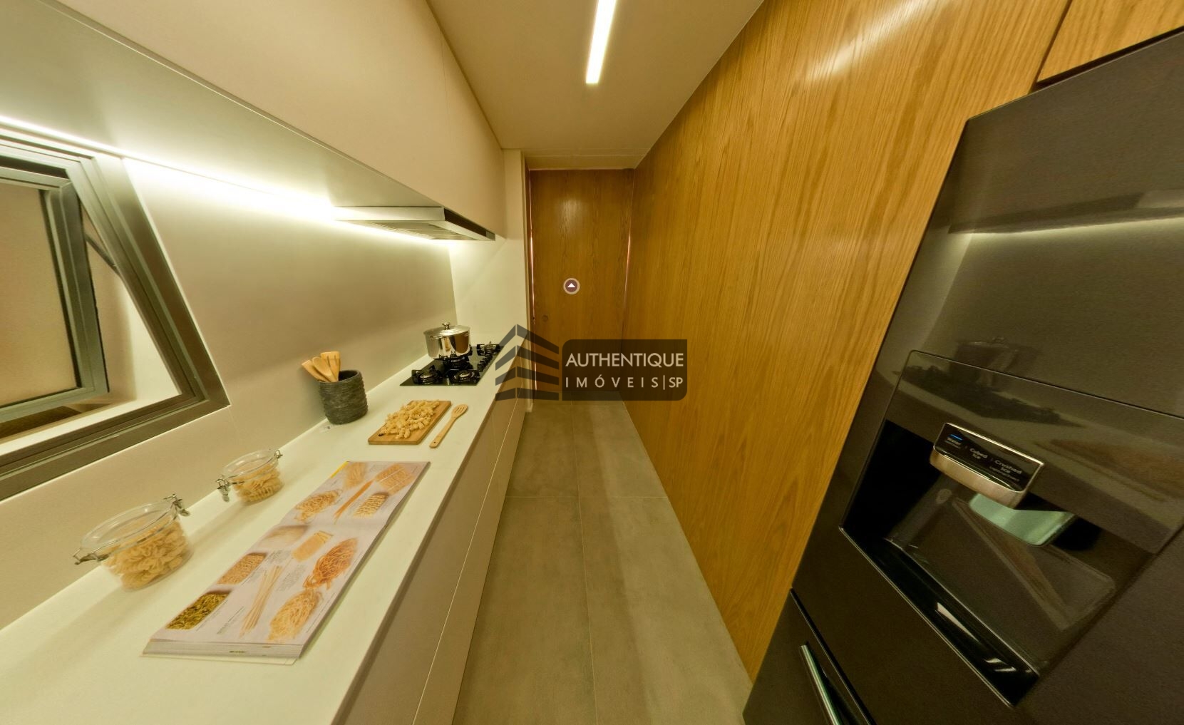 Apartamento à venda com 3 quartos, 197m² - Foto 15