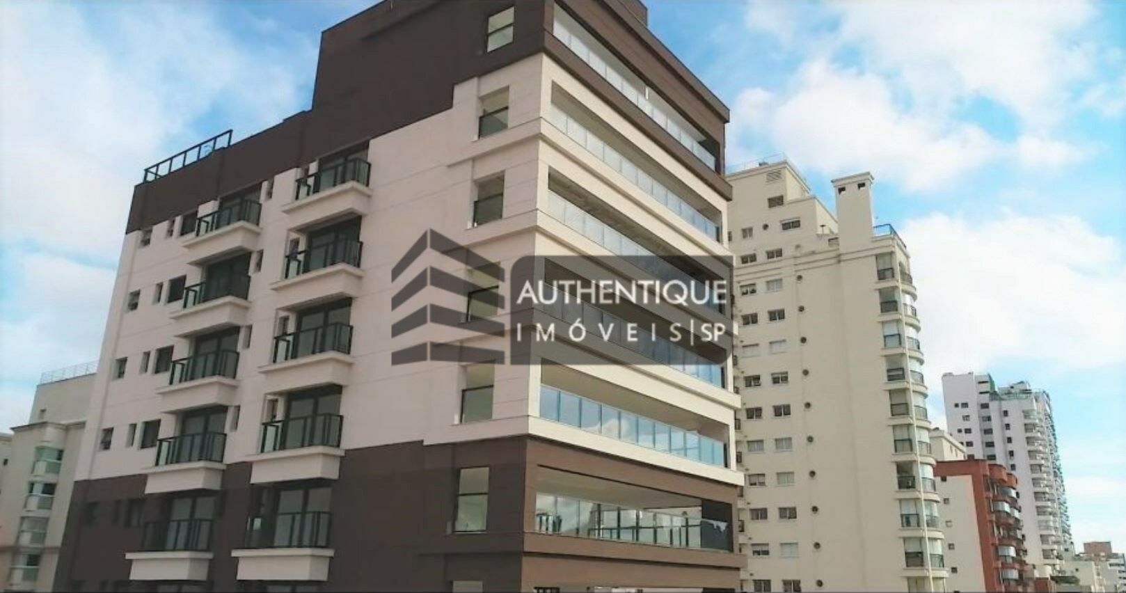 Apartamento à venda com 4 quartos, 310m² - Foto 3