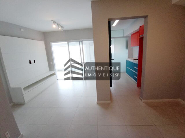 Apartamento à venda com 2 quartos, 76m² - Foto 2