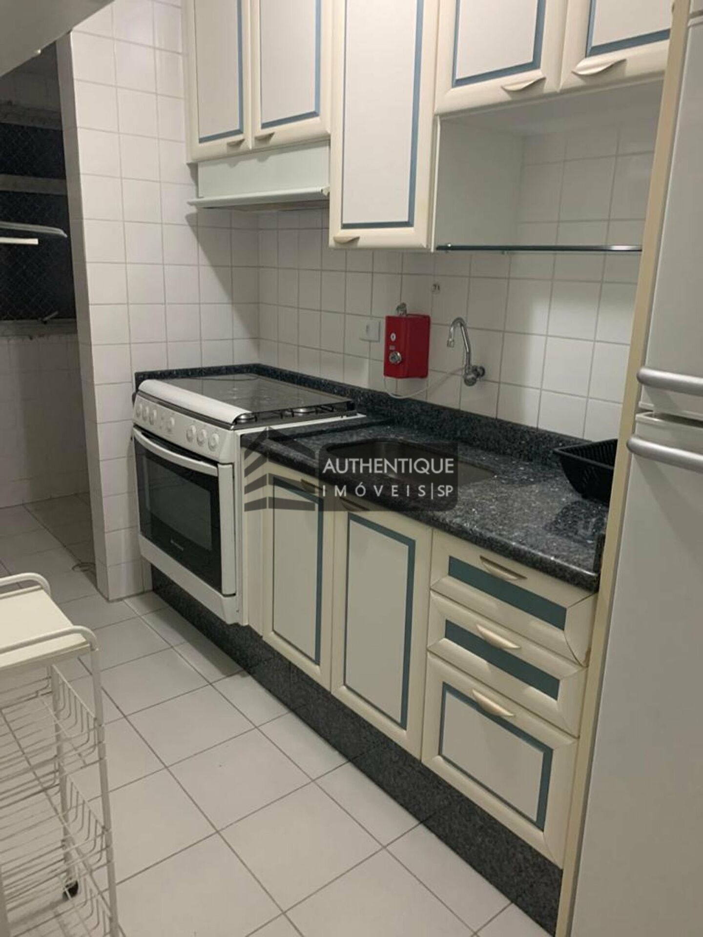 Apartamento à venda com 2 quartos, 61m² - Foto 29