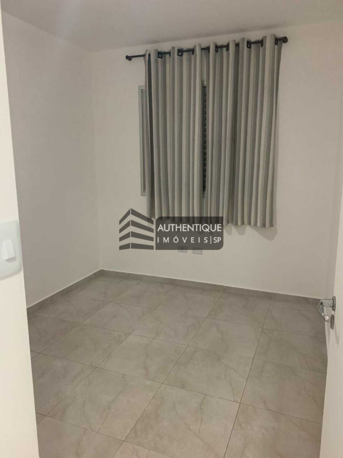 Apartamento à venda com 2 quartos, 61m² - Foto 33