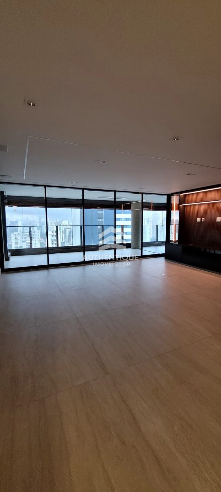 Apartamento, 4 quartos, 232 m² - Foto 1