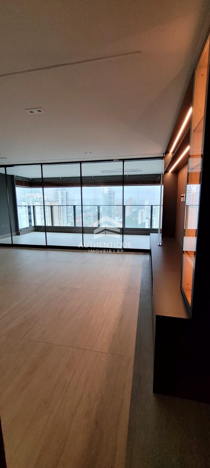 Apartamento, 4 quartos, 232 m² - Foto 2