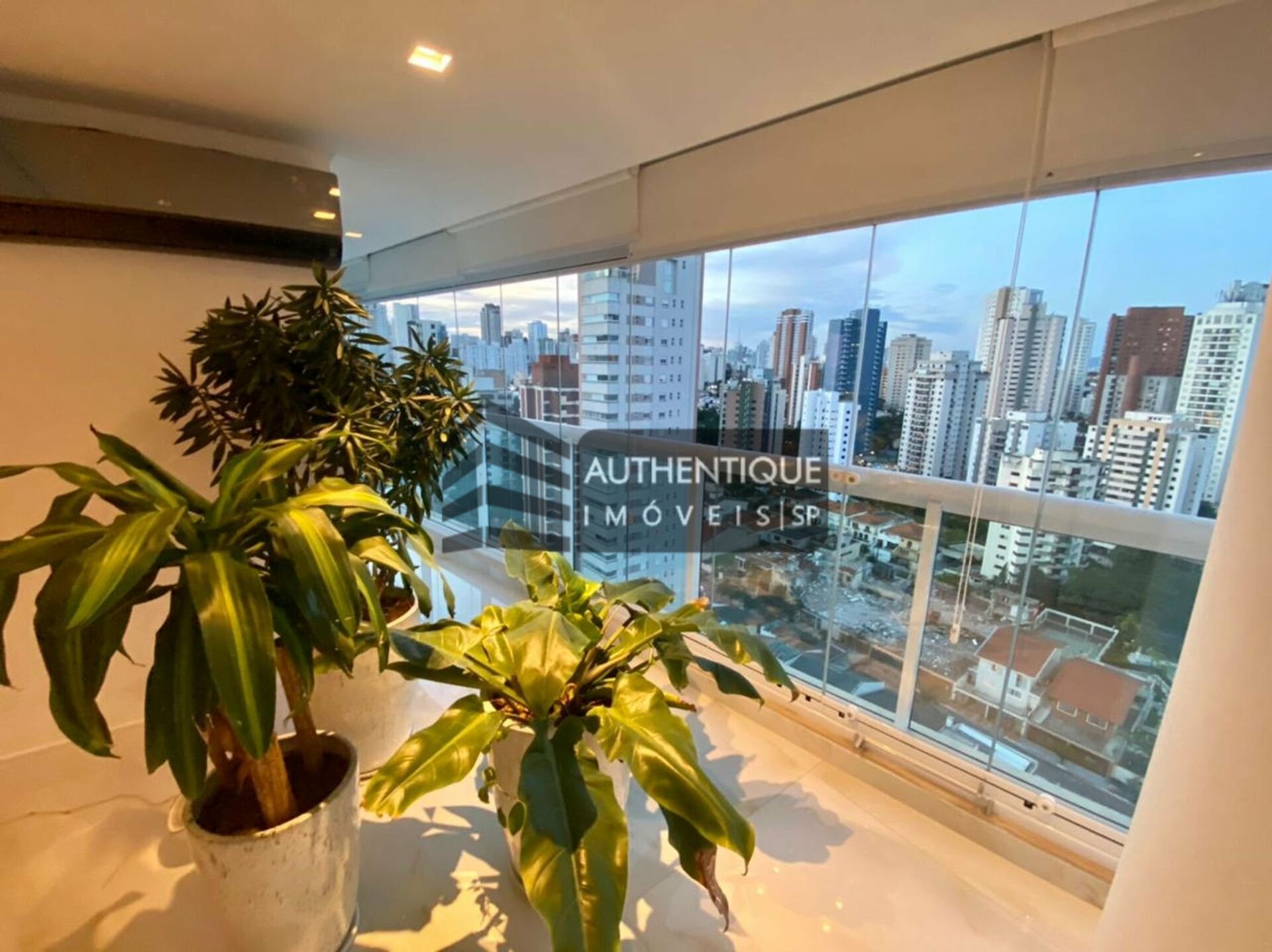 Apartamento à venda com 3 quartos, 271m² - Foto 34