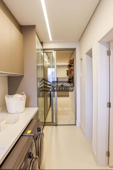 Apartamento à venda com 4 quartos, 211m² - Foto 13