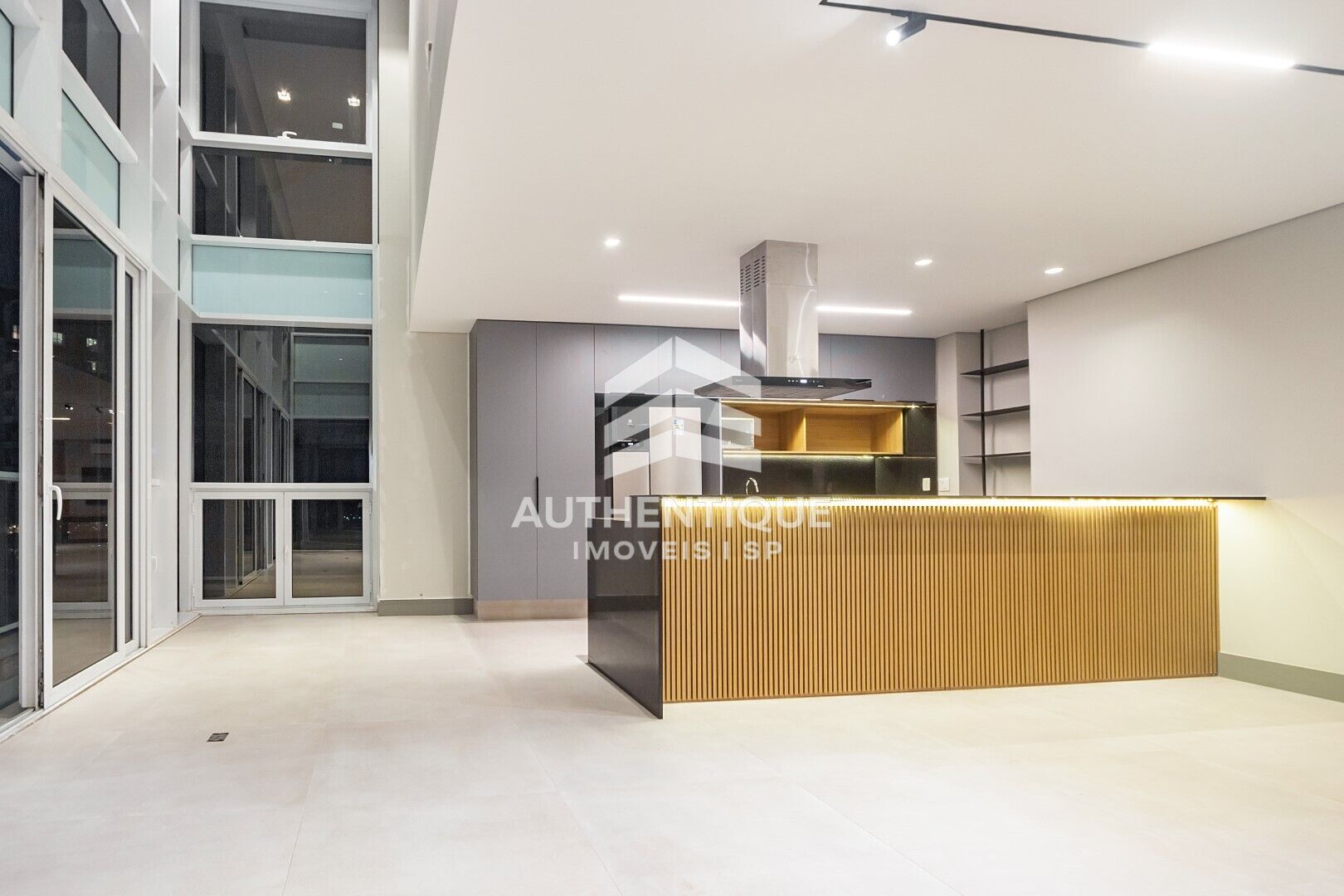 Cobertura, 3 quartos, 298 m² - Foto 10