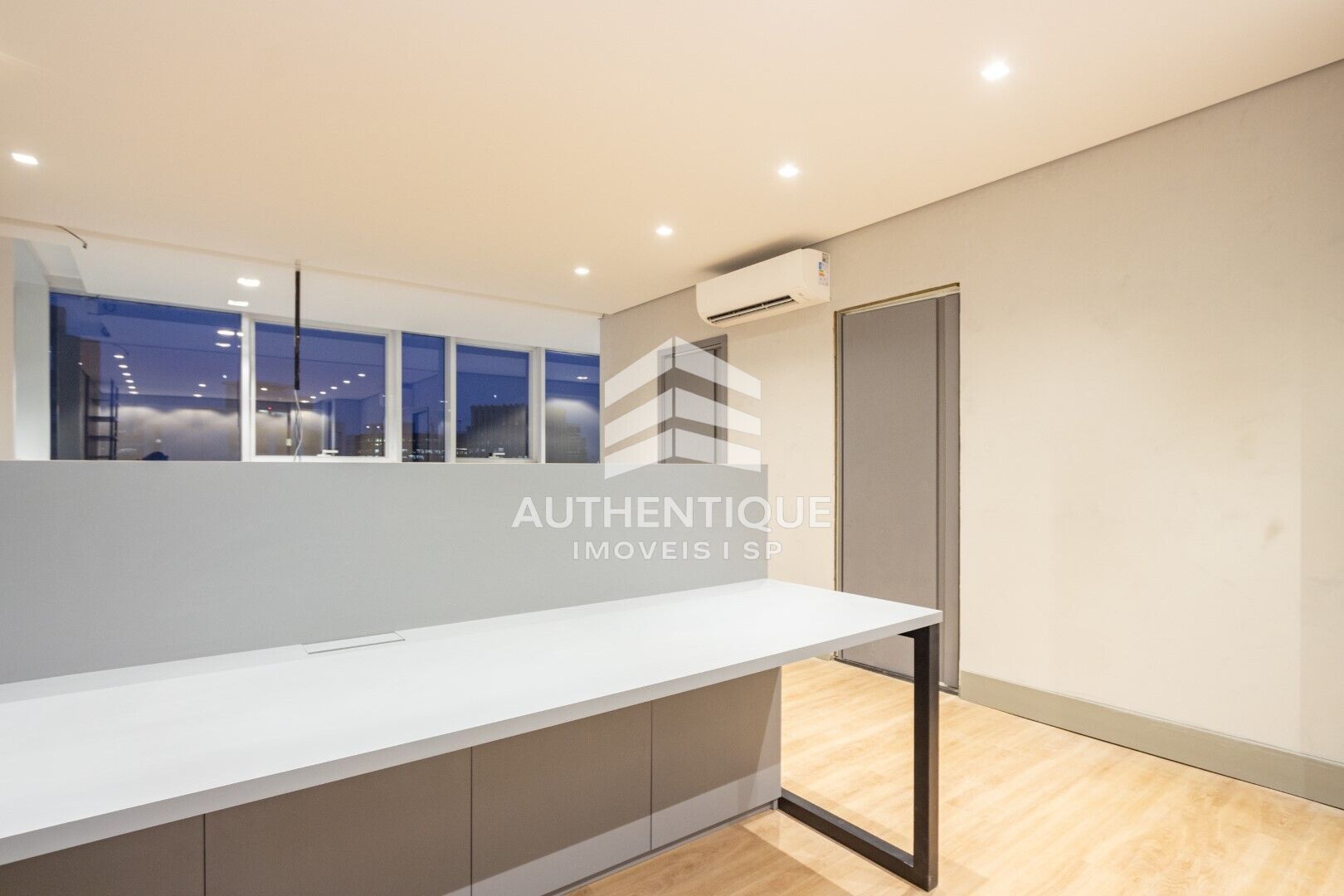 Cobertura, 3 quartos, 298 m² - Foto 19