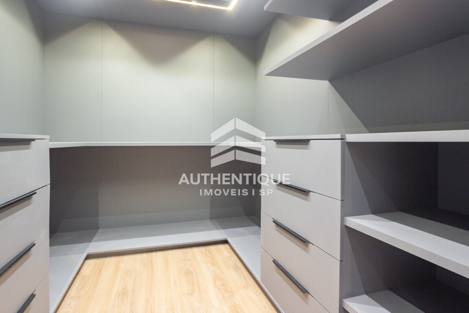 Cobertura, 3 quartos, 298 m² - Foto 17