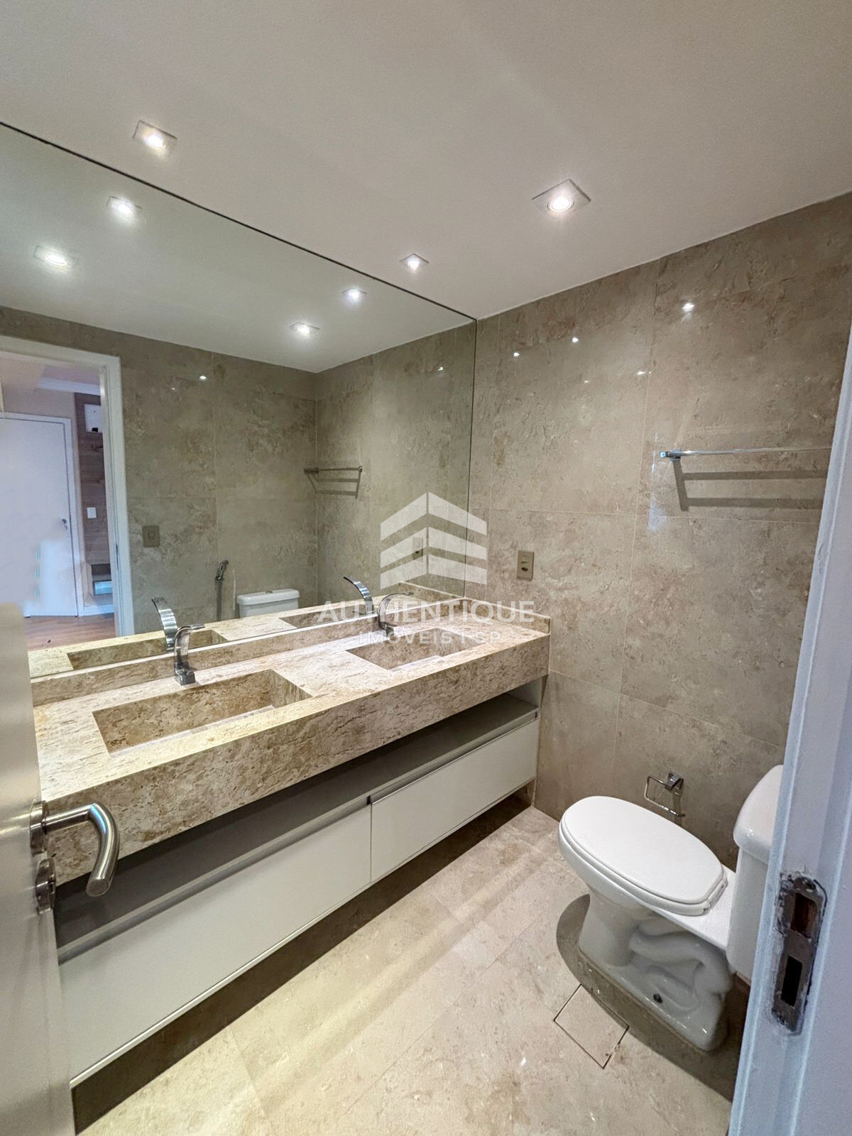 Apartamento, 3 quartos, 215 m² - Foto 19