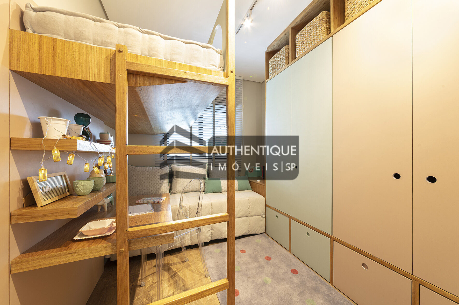 Apartamento à venda com 2 quartos, 79m² - Foto 10