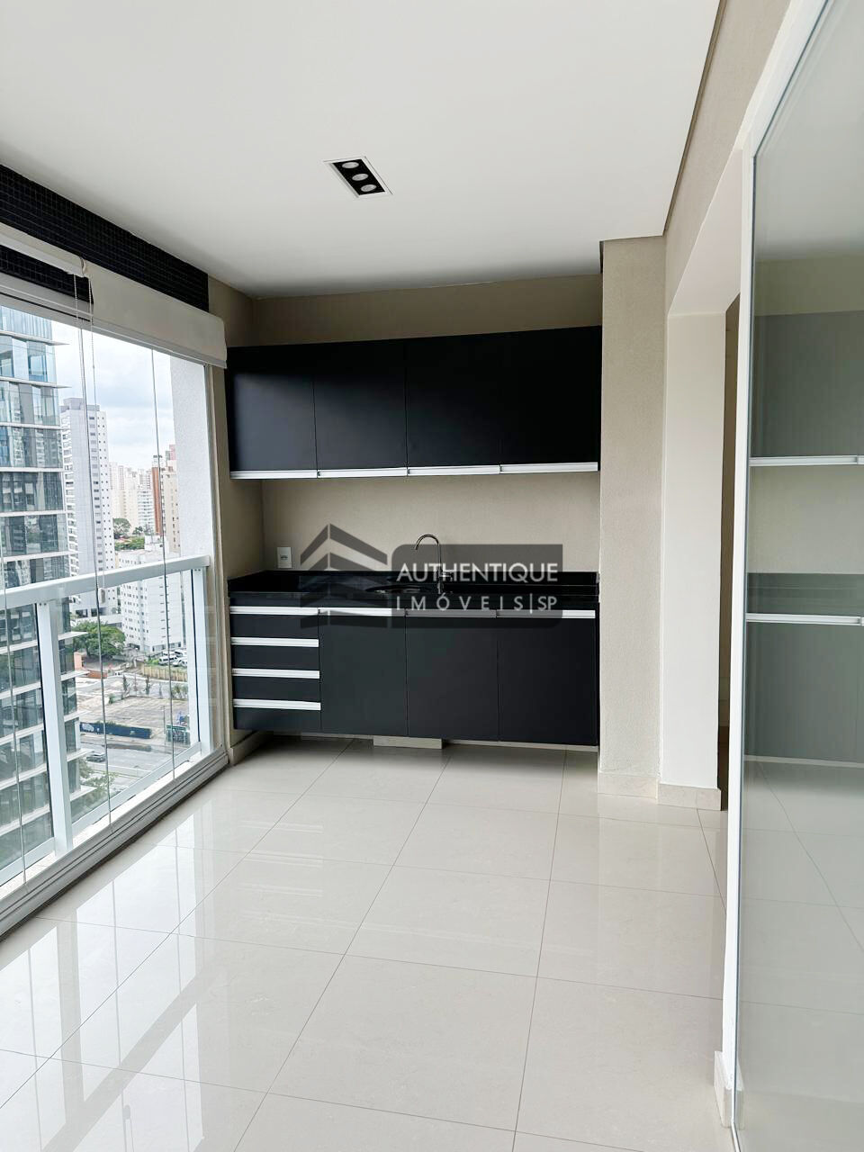 Apartamento à venda com 1 quarto, 51m² - Foto 4