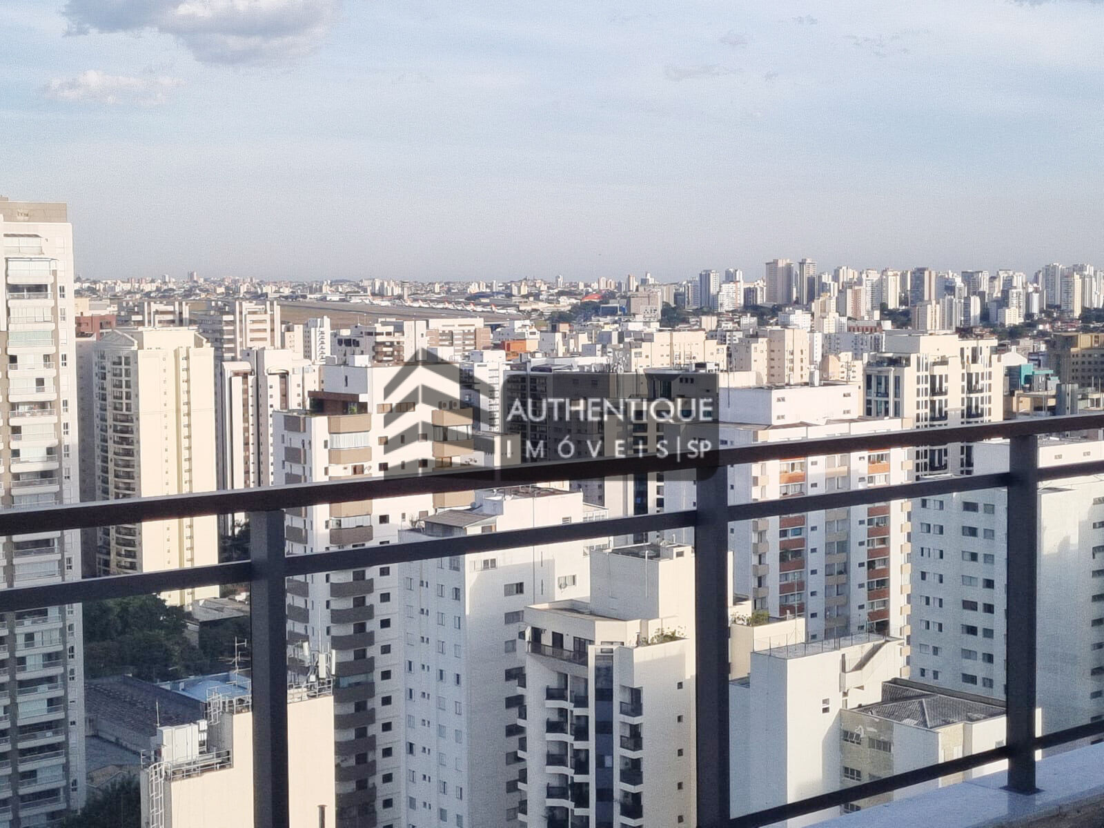 Cobertura à venda com 3 quartos, 256m² - Foto 3