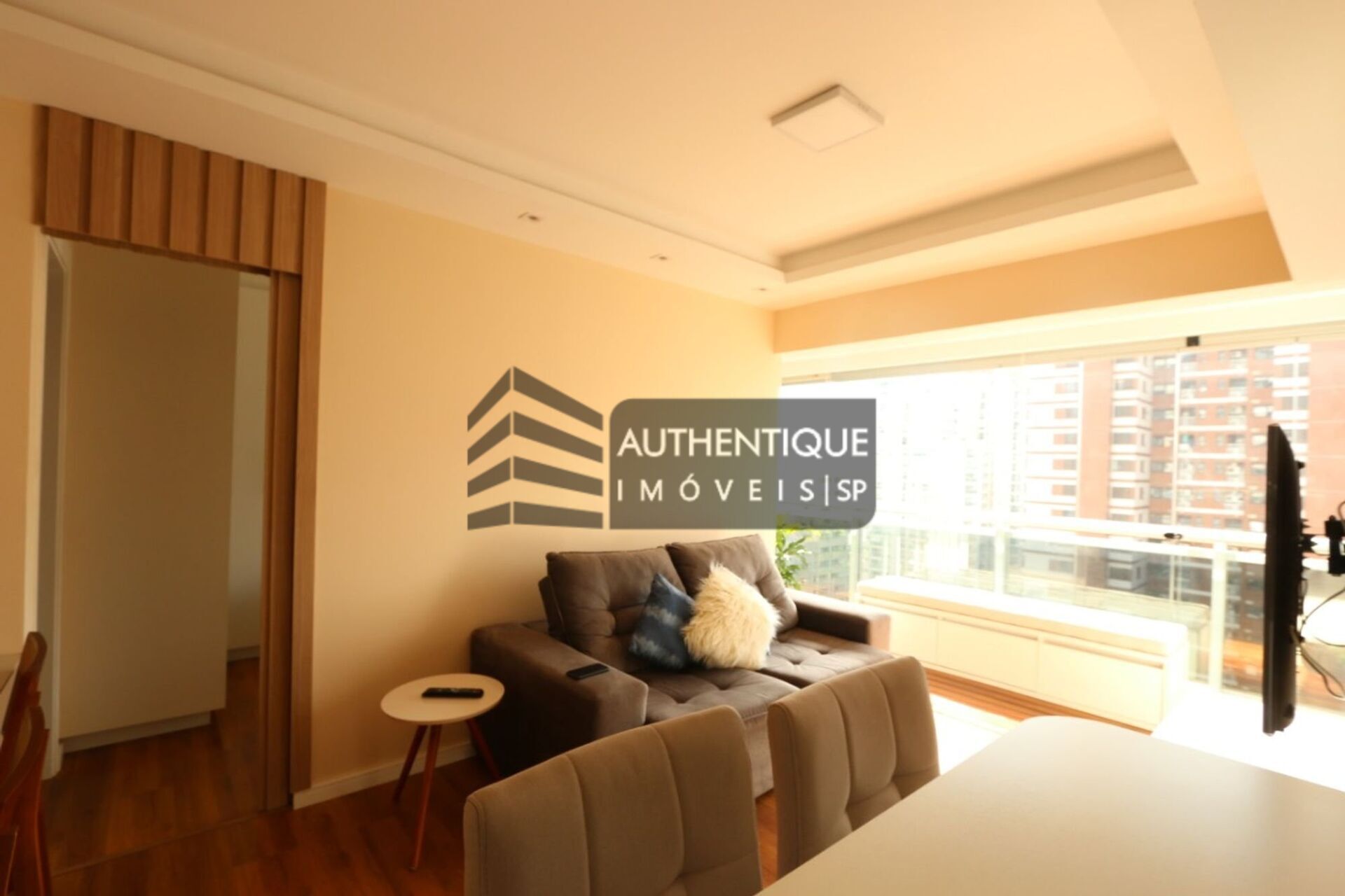 Apartamento à venda com 1 quarto, 54m² - Foto 4