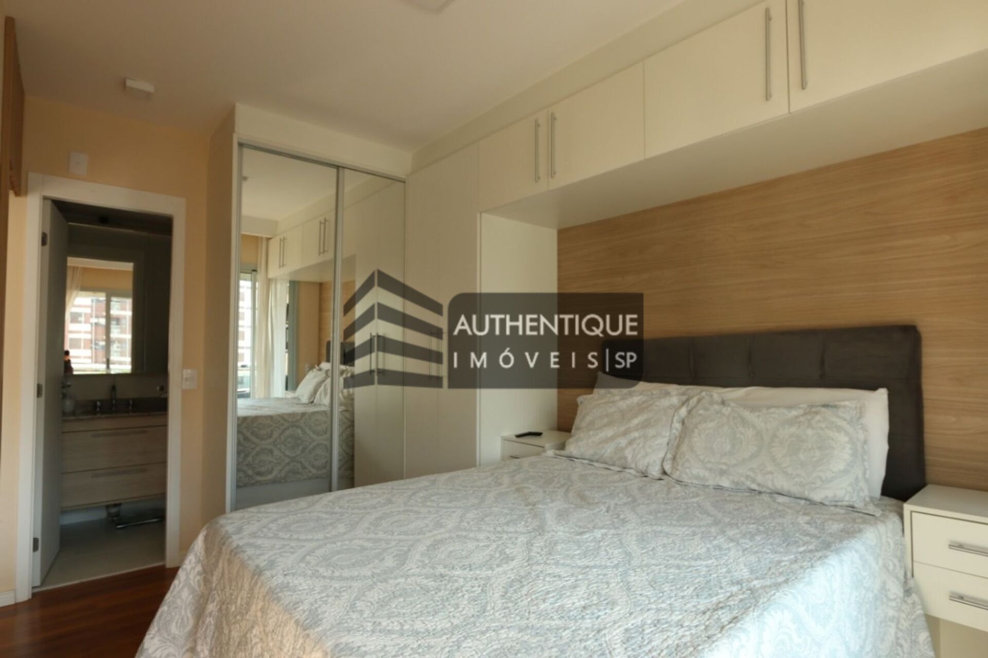 Apartamento à venda com 1 quarto, 54m² - Foto 13