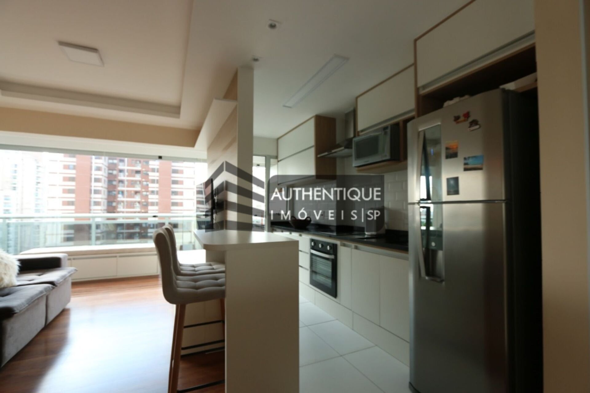 Apartamento à venda com 1 quarto, 54m² - Foto 11